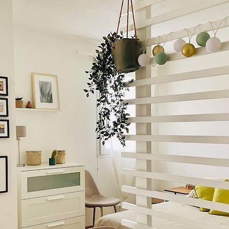 Studio Cosy Avec Terrasse Et Garage Saint-Laurent Du Var Limitrophe Nice Εξωτερικό φωτογραφία