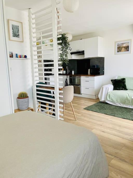 Studio Cosy Avec Terrasse Et Garage Saint-Laurent Du Var Limitrophe Nice Εξωτερικό φωτογραφία