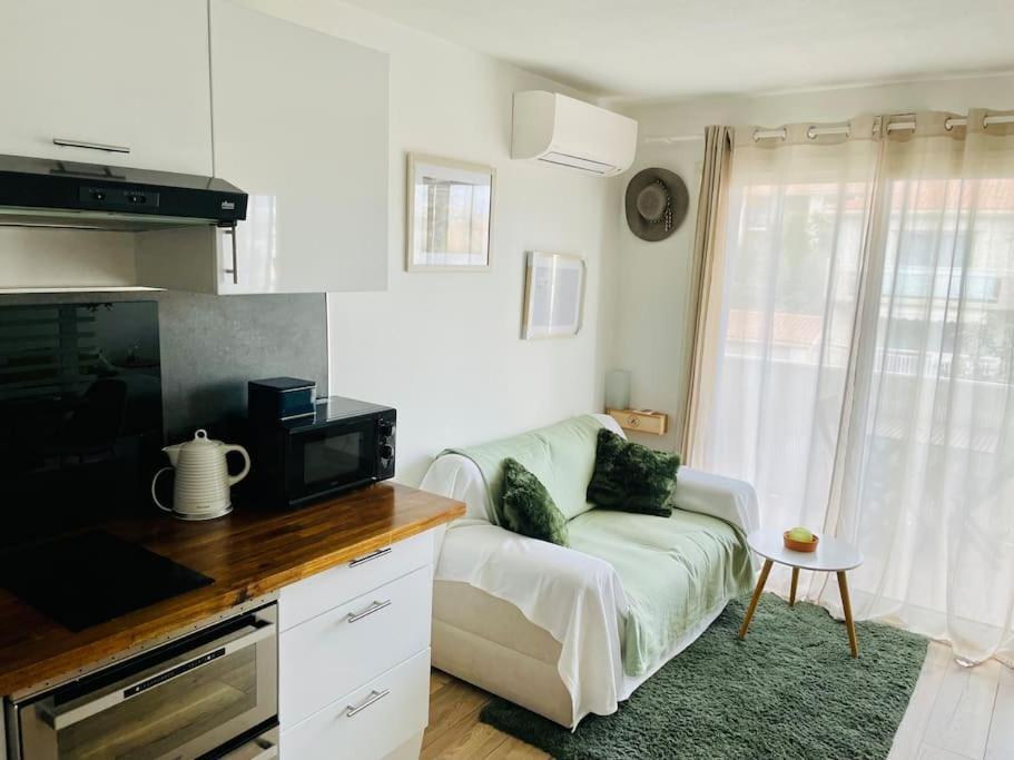 Studio Cosy Avec Terrasse Et Garage Saint-Laurent Du Var Limitrophe Nice Εξωτερικό φωτογραφία