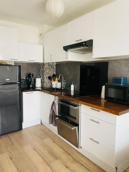 Studio Cosy Avec Terrasse Et Garage Saint-Laurent Du Var Limitrophe Nice Εξωτερικό φωτογραφία